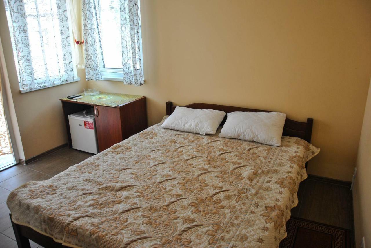 База Отдыха "Карпаты" Viktorivka Buitenkant foto
